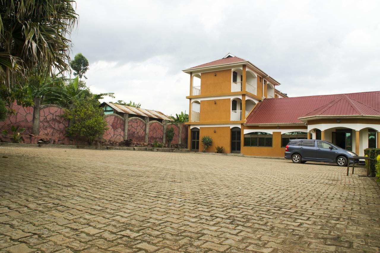 Rays Hotel Mbarara Екстериор снимка
