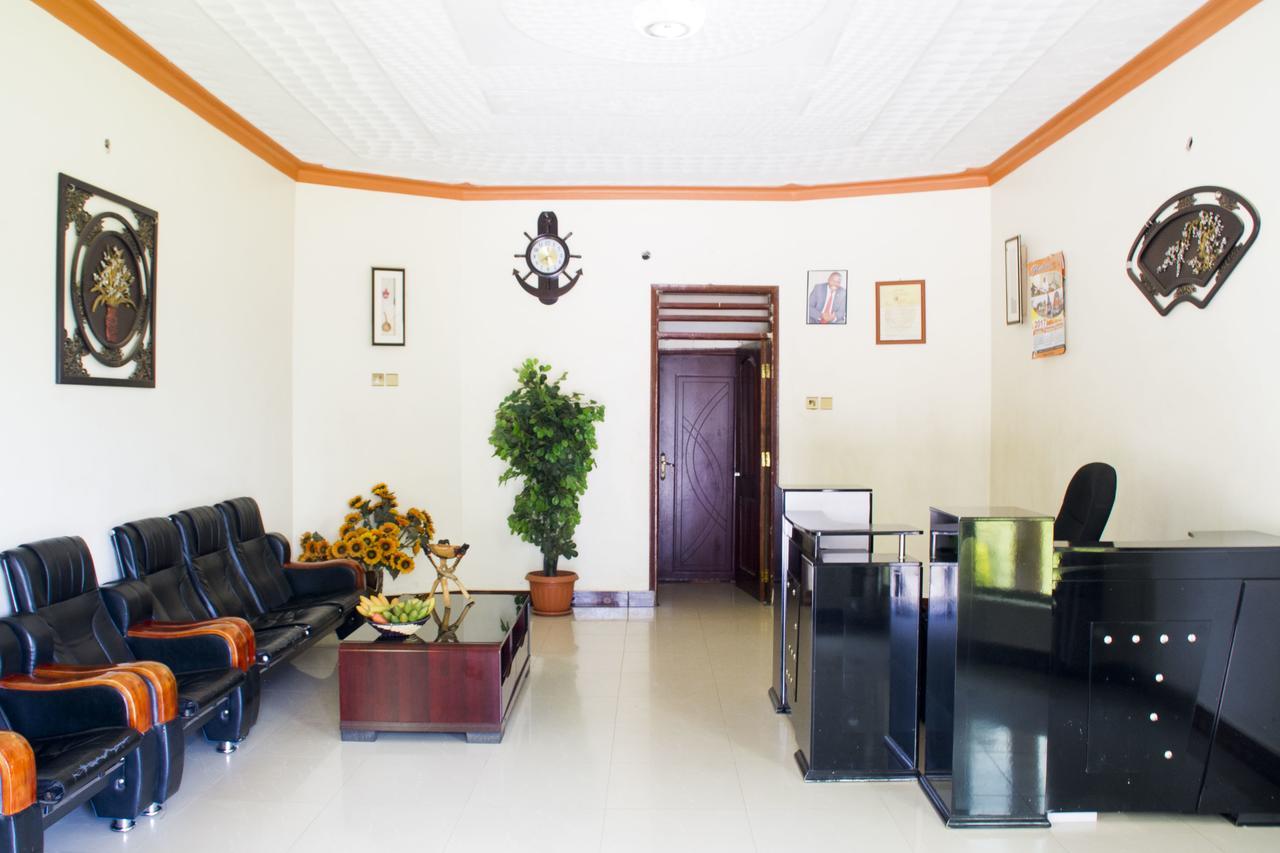Rays Hotel Mbarara Екстериор снимка